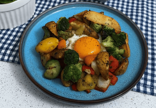 Nids de Légumes au Four et Œuf coulant