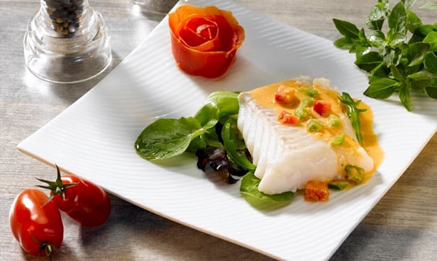 Colin d'Alaska à la vinaigrette de tomate