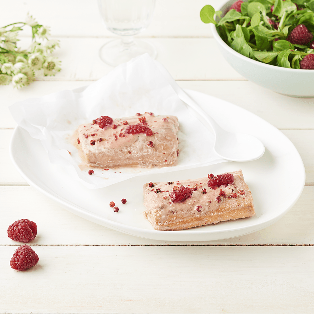 Papillote de saumon rose aux framboises